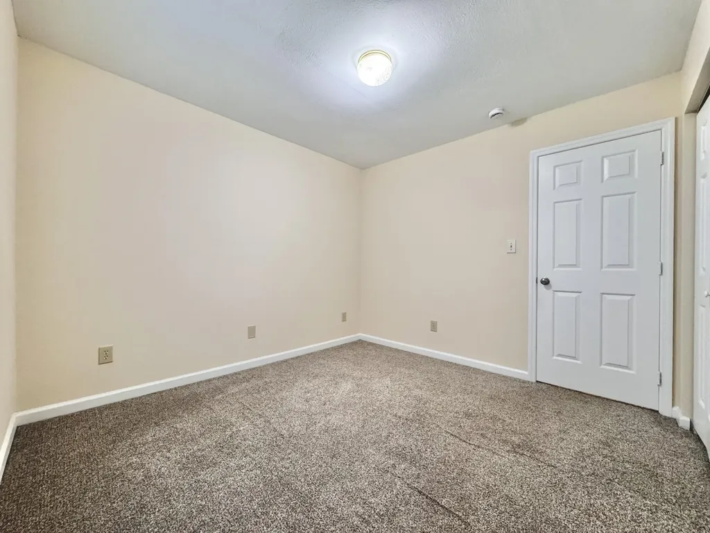 649 Hugging Bear Lane Lexington KY 40509