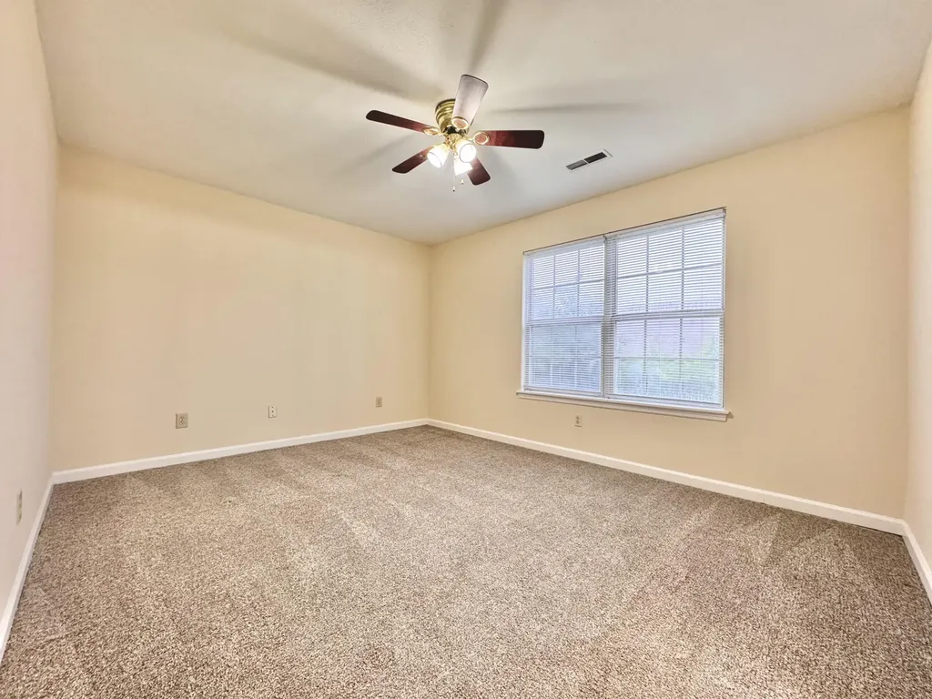 649 Hugging Bear Lane Lexington KY 40509