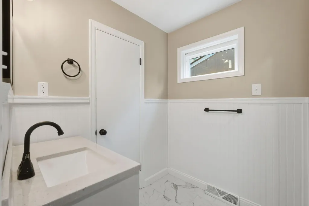 1729 Hatteras Drive Lexington KY 40504