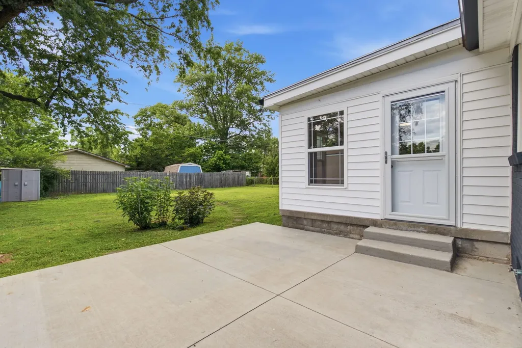 1729 Hatteras Drive Lexington KY 40504
