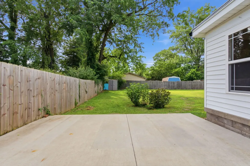 1729 Hatteras Drive Lexington KY 40504