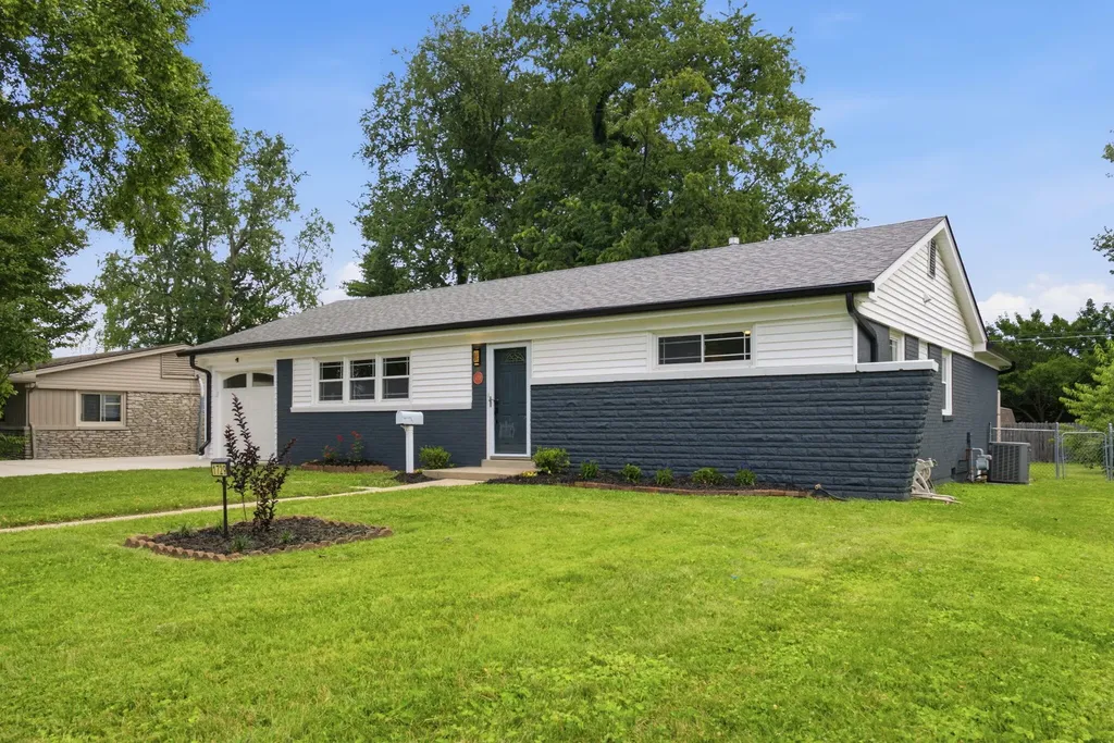 1729 Hatteras Drive Lexington KY 40504
