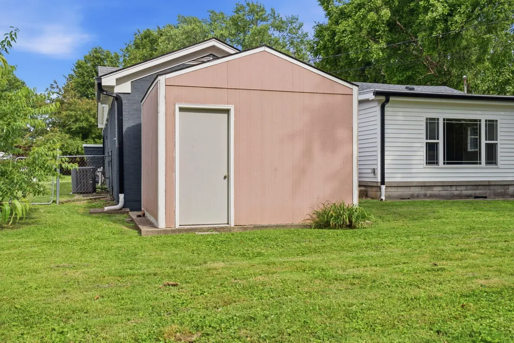 1729 Hatteras Drive Lexington KY 40504