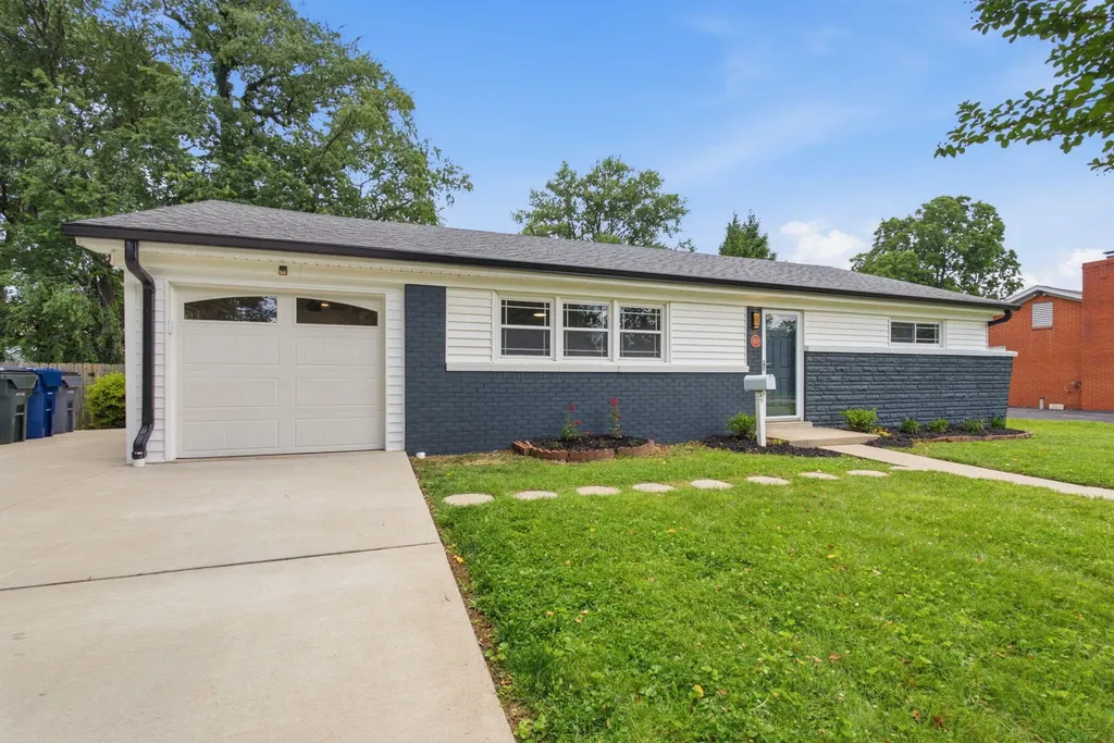 1729 Hatteras Drive Lexington KY 40504