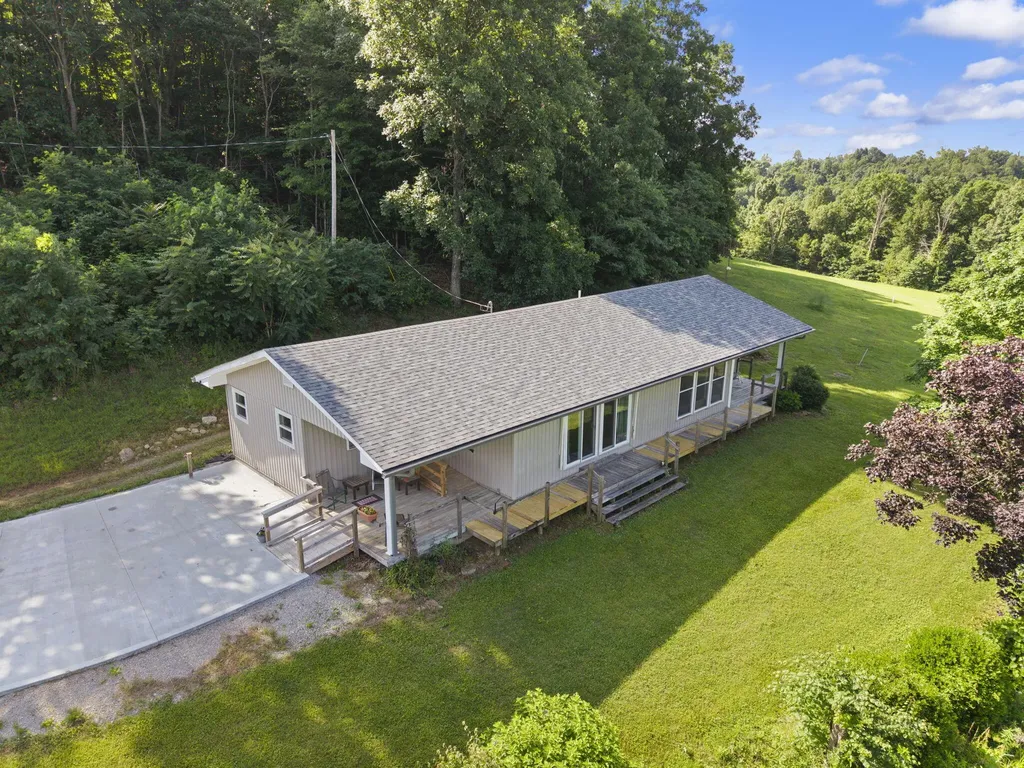 343 Blue Sky Lane Orlando KY 40460