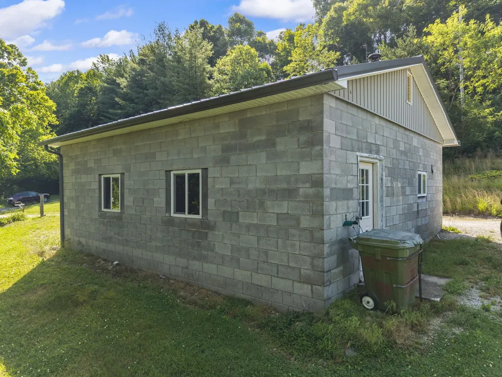 343 Blue Sky Lane Orlando KY 40460