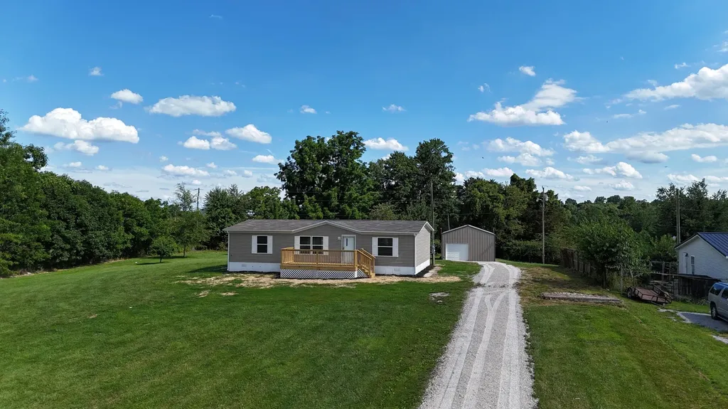 81 Buncombe Church Road Eubank KY 42567