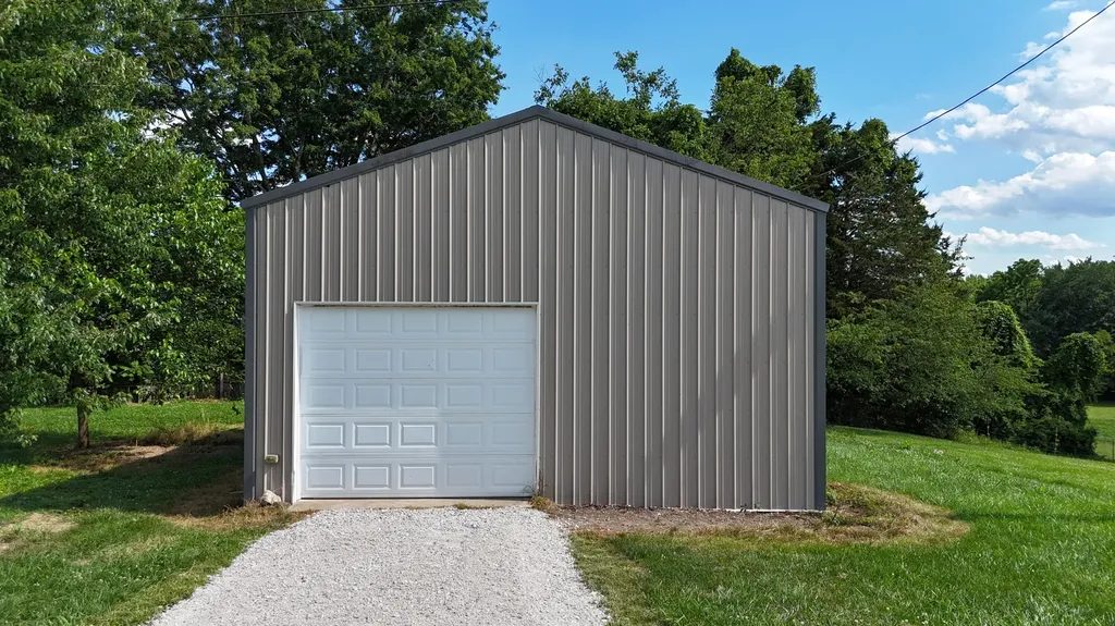 81 Buncombe Church Road Eubank KY 42567