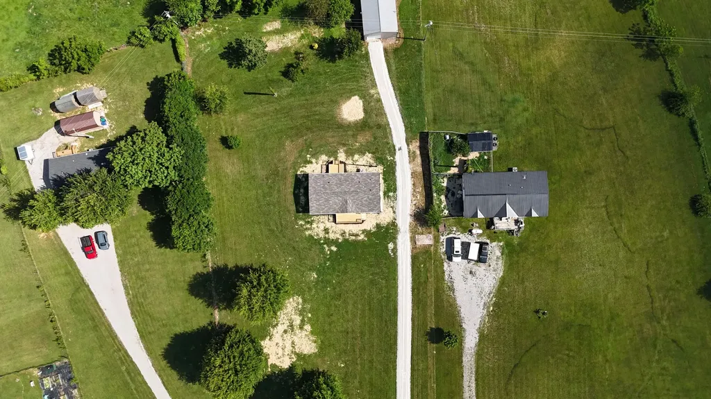 81 Buncombe Church Road Eubank KY 42567
