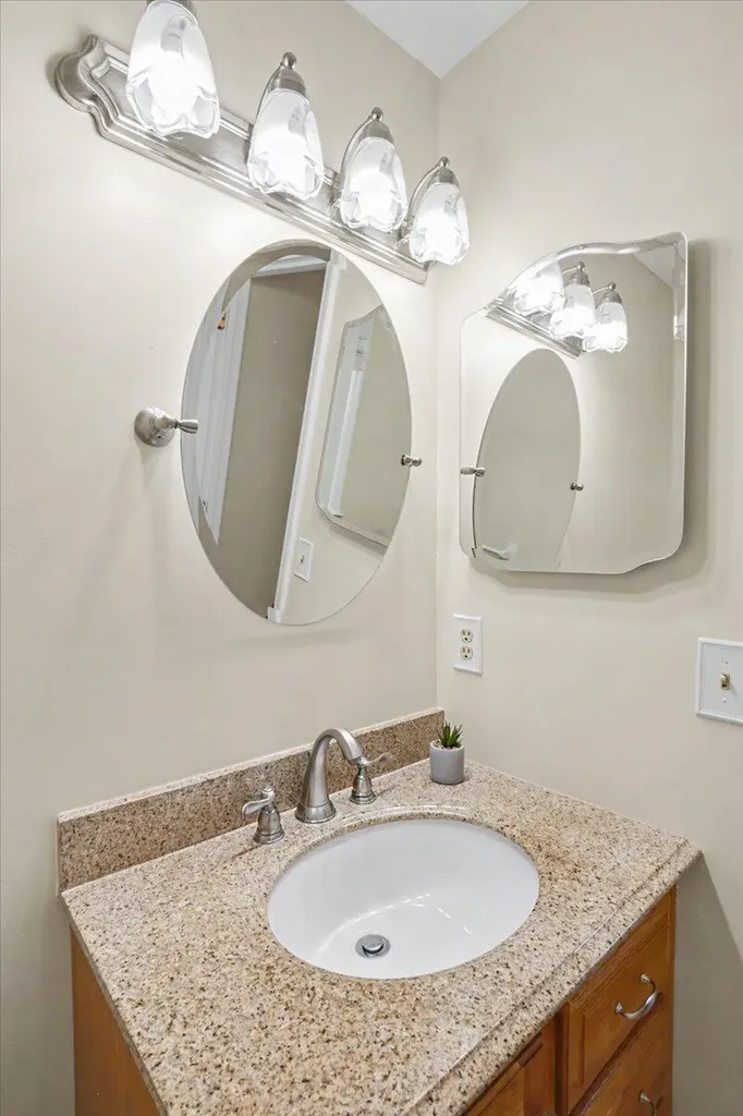 3869 Lee Adams Lane Lexington KY 40514
