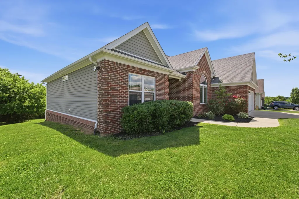 112 Windsong Way Georgetown KY 40324