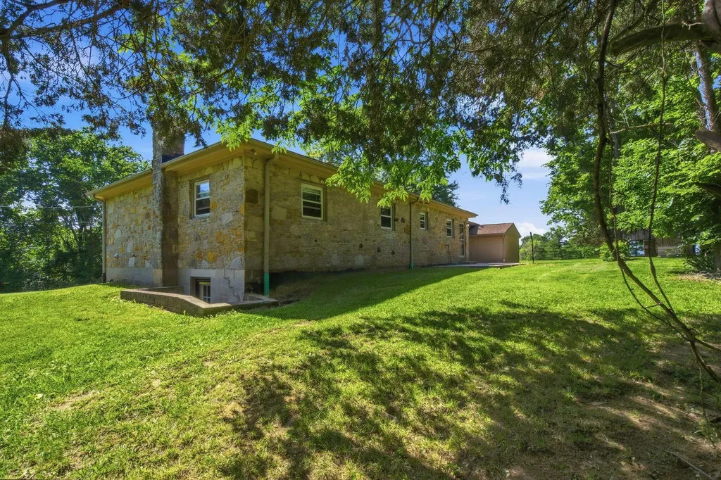 2670 Oakley Wells Road Richmond KY 40475