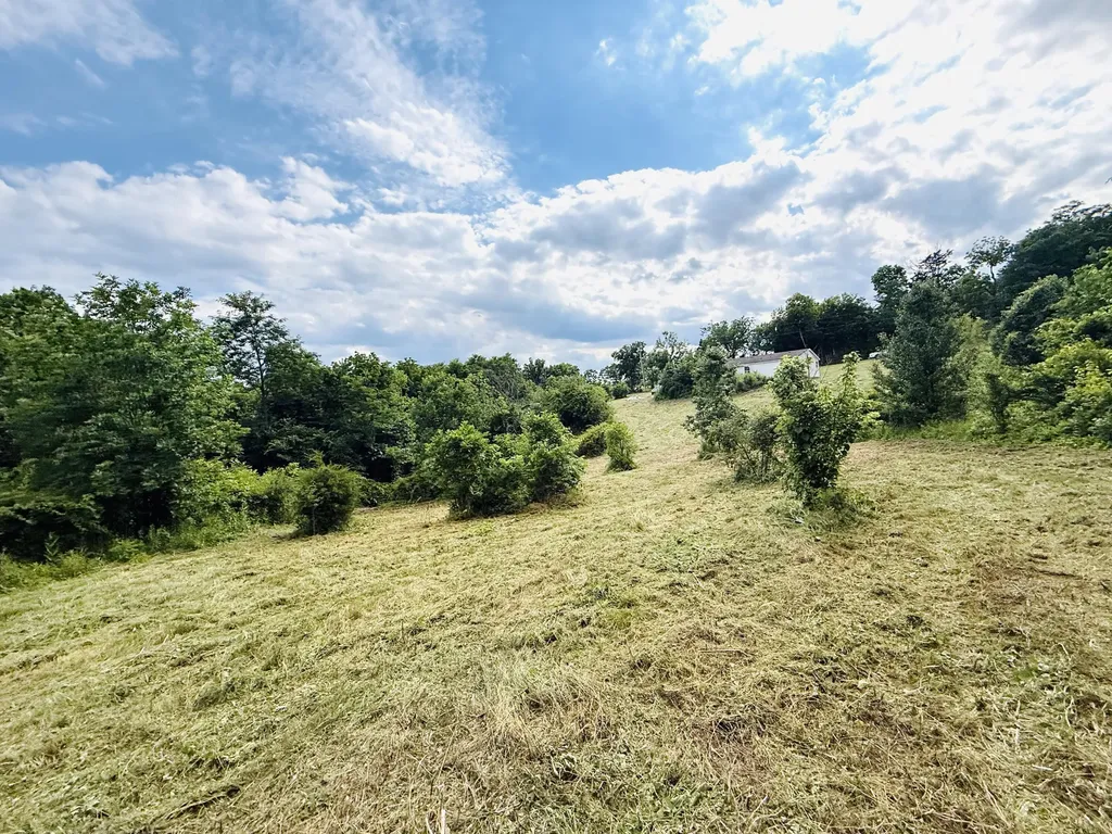 729 Oakland Lane Harrodsburg KY 40330