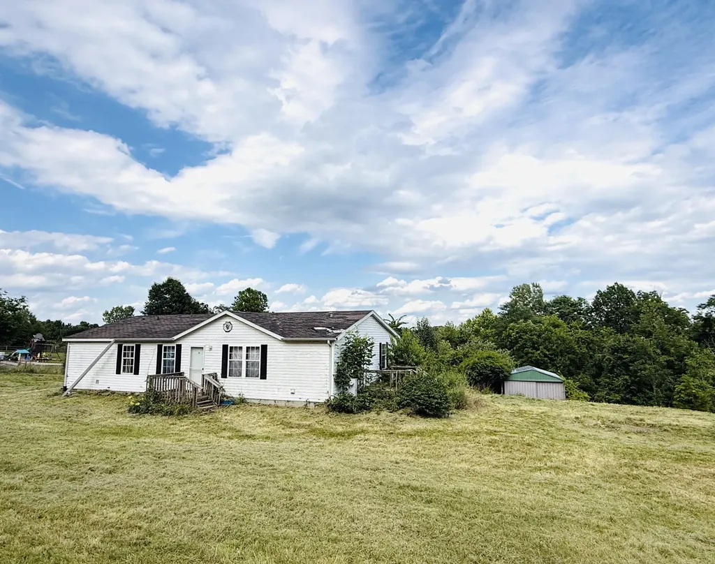 729 Oakland Lane Harrodsburg KY 40330