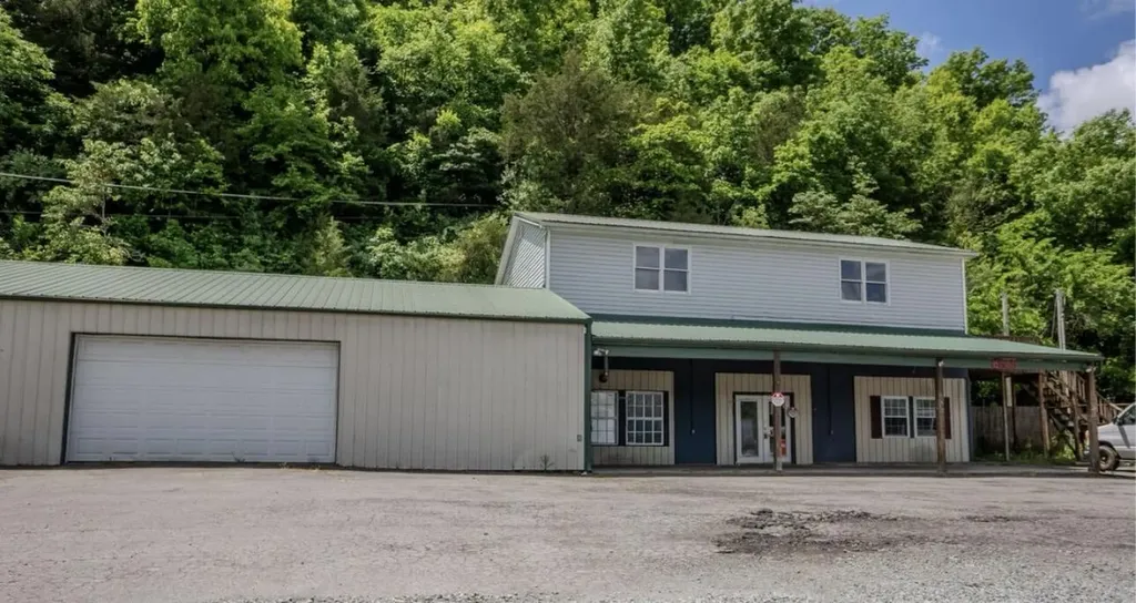 8689 Bardstown Road Springfield KY 40069