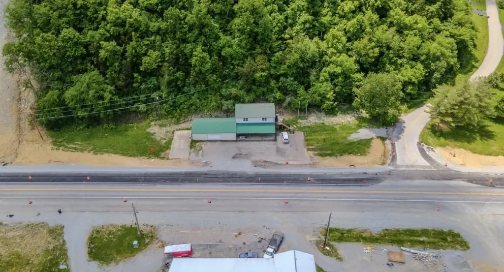 8689 Bardstown Road Springfield KY 40069