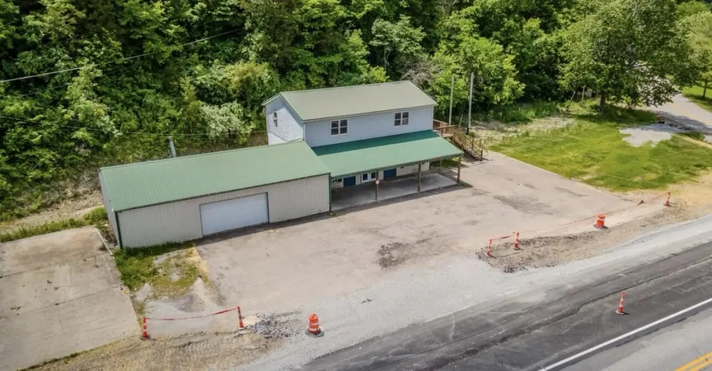 8689 Bardstown Road Springfield KY 40069
