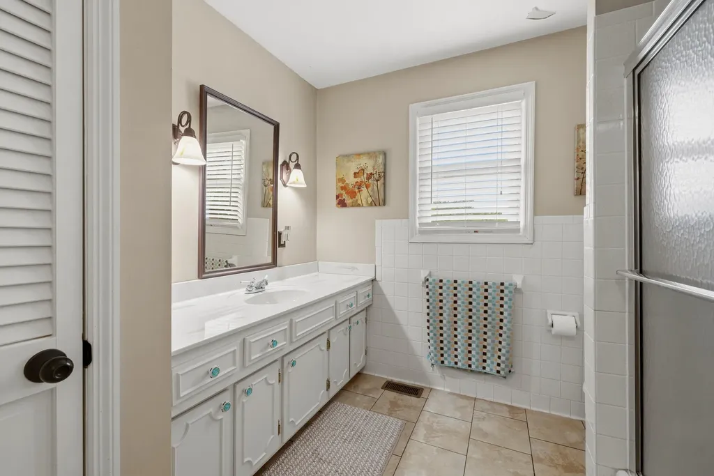 219 Adams Lane Harrodsburg KY 40330