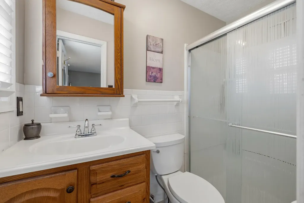219 Adams Lane Harrodsburg KY 40330