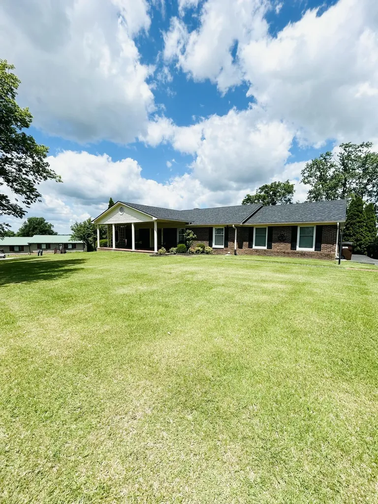 219 Adams Lane Harrodsburg KY 40330