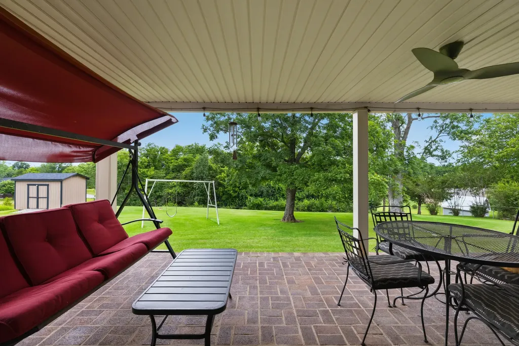 219 Adams Lane Harrodsburg KY 40330