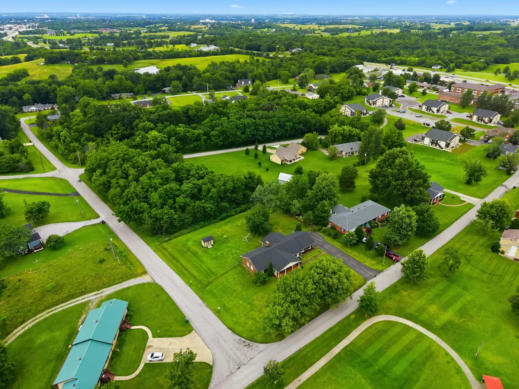 219 Adams Lane Harrodsburg KY 40330
