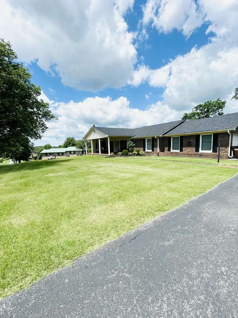 219 Adams Lane Harrodsburg KY 40330