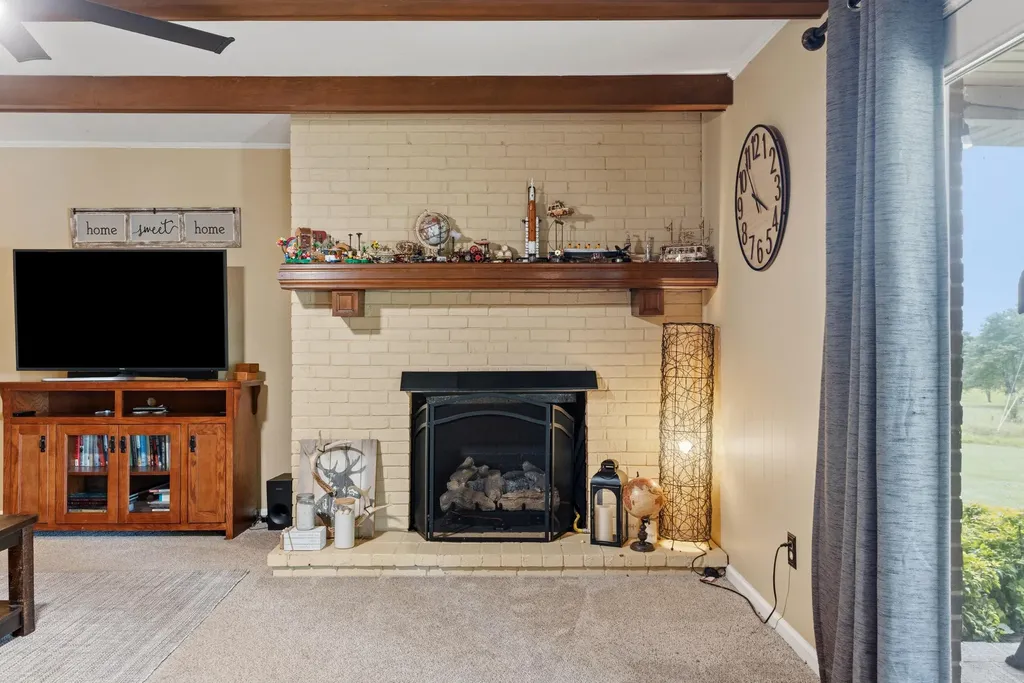 219 Adams Lane Harrodsburg KY 40330