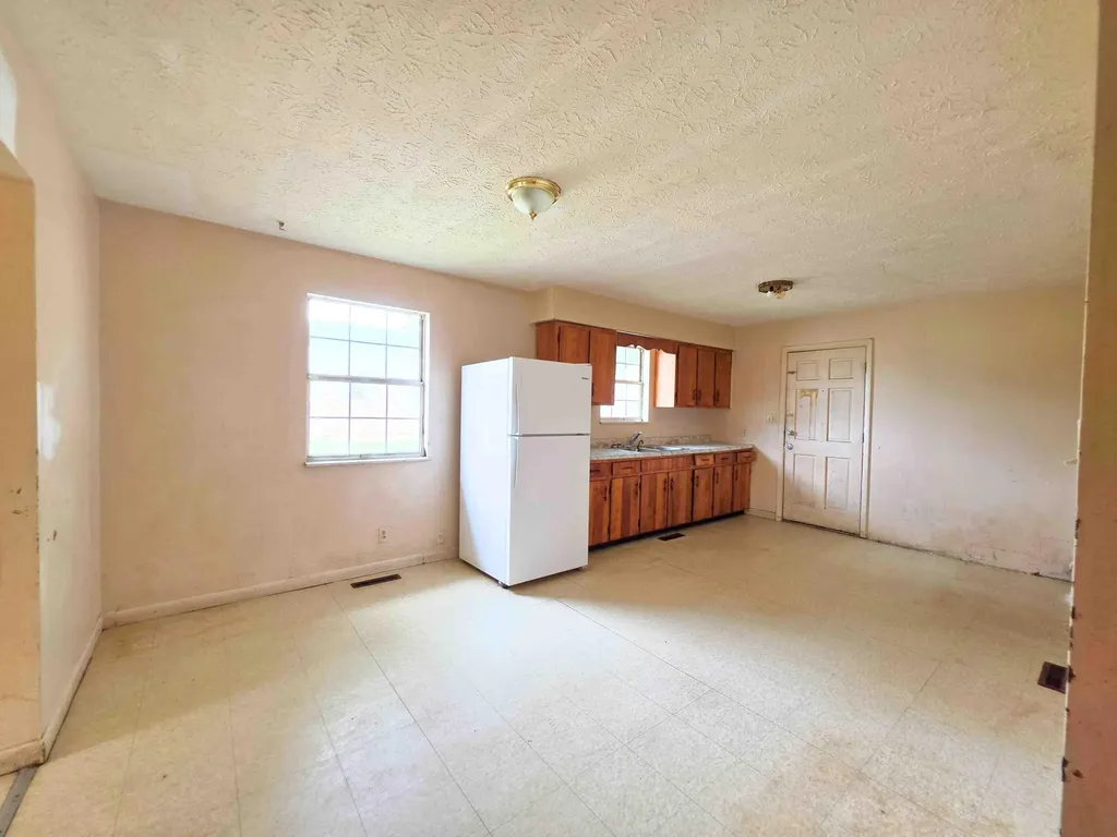 46 Waterson Lane Barbourville KY 40906