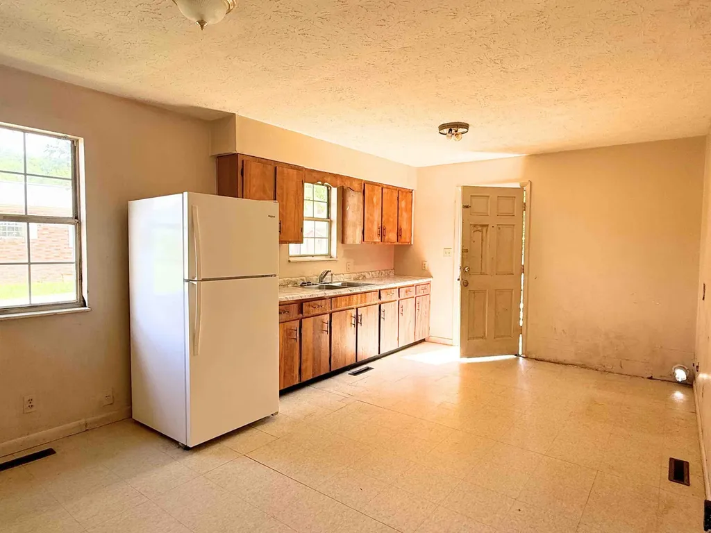 46 Waterson Lane Barbourville KY 40906