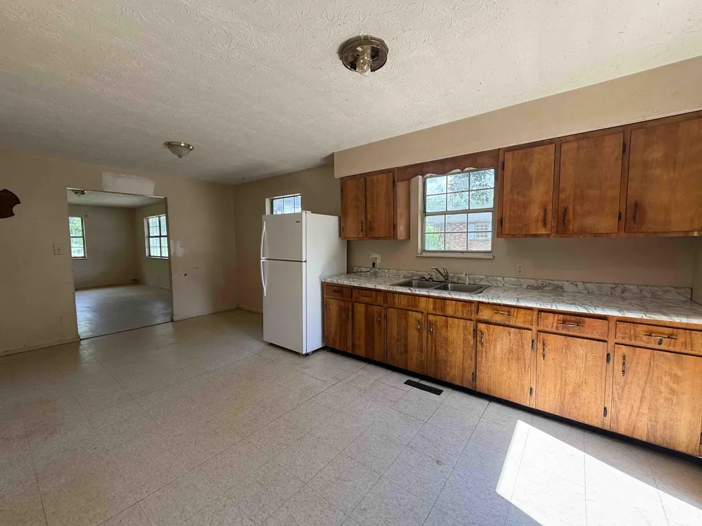 46 Waterson Lane Barbourville KY 40906
