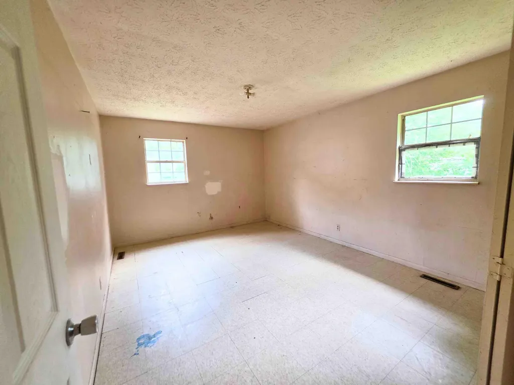46 Waterson Lane Barbourville KY 40906