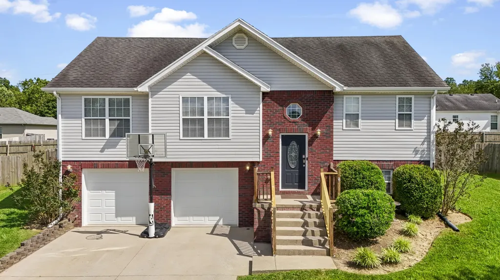 1005 Rueland Drive Lawrenceburg KY 40342
