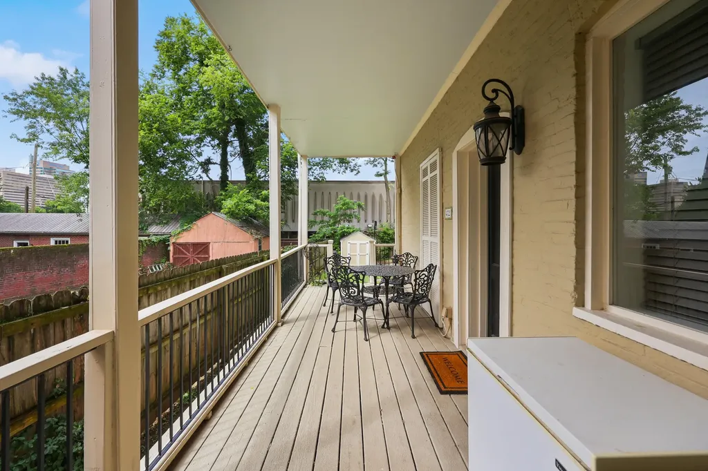472 W Second Street Lexington KY 40507