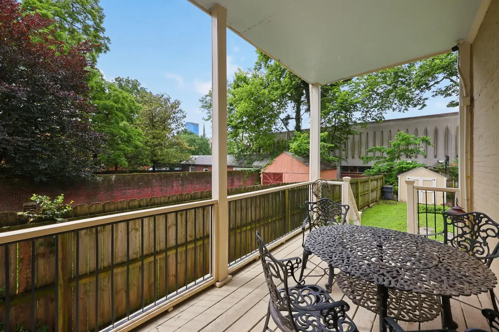 472 W Second Street Lexington KY 40507