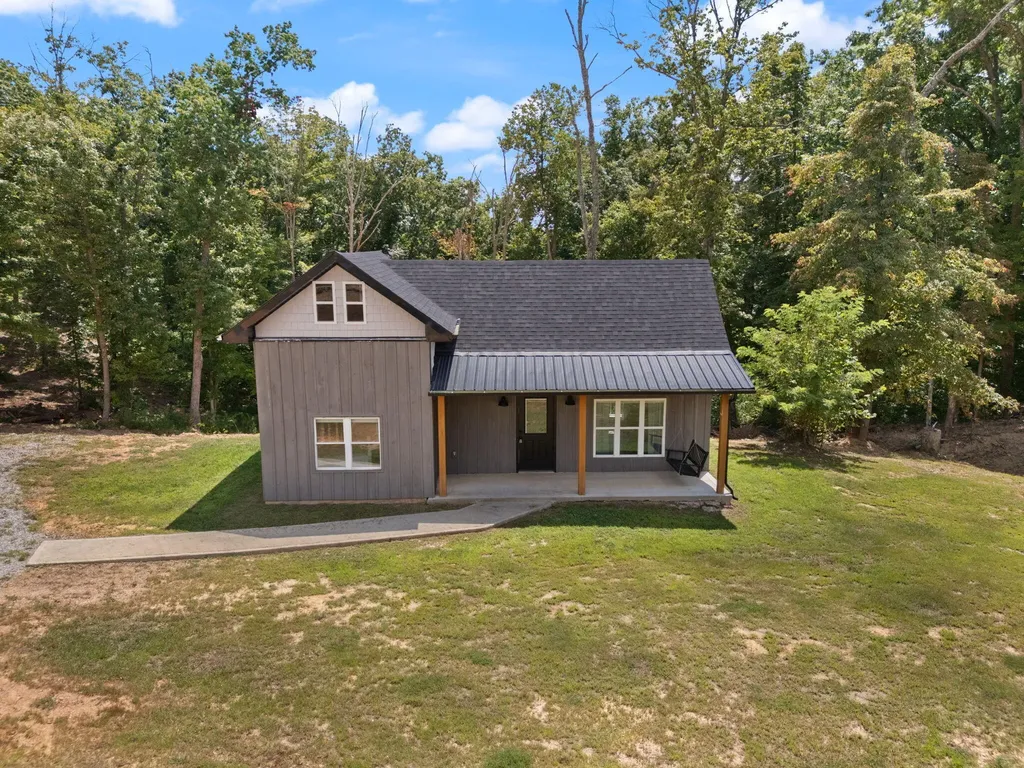 19838 Highway 2004 Mckee KY 40447