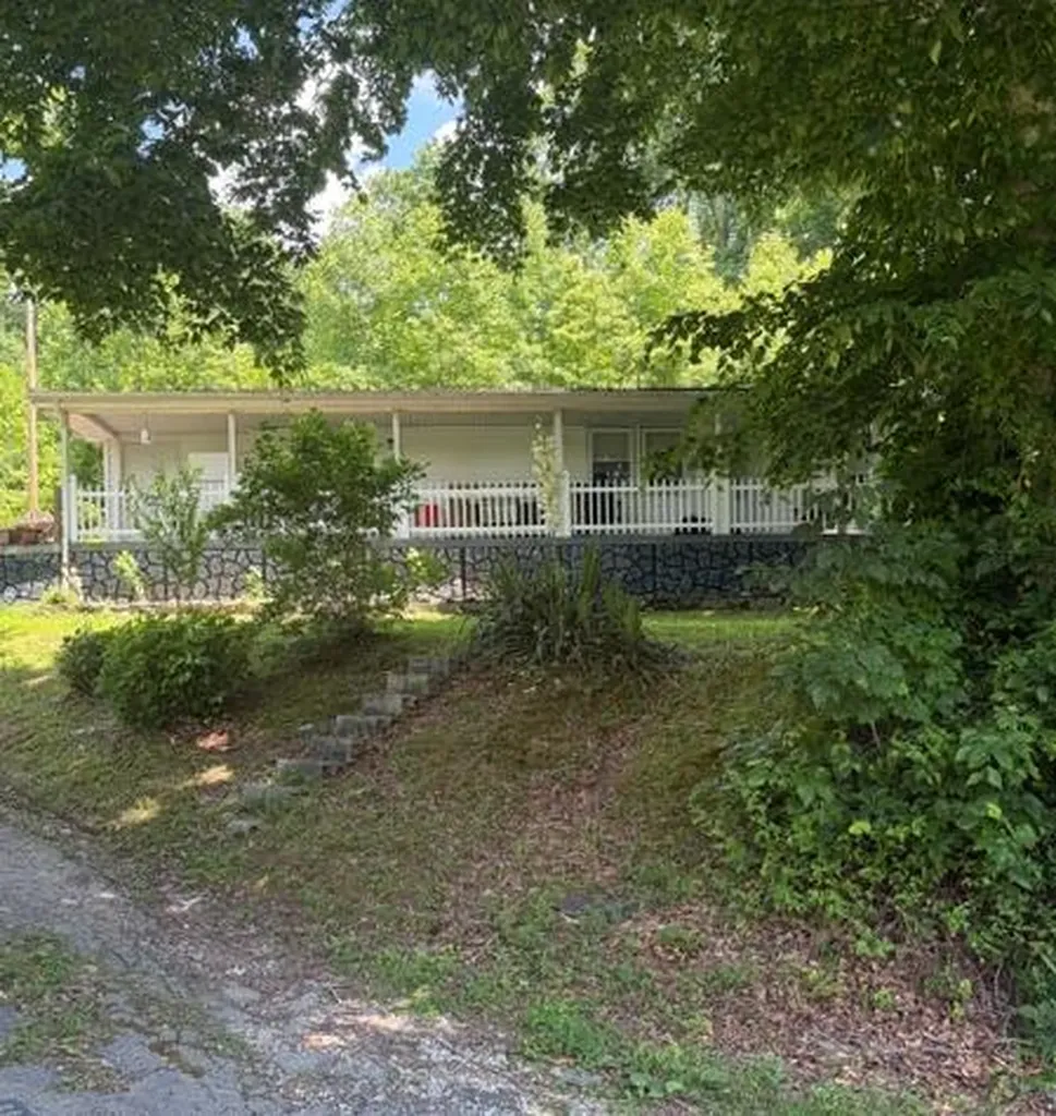 270 Mcfadden Cemetery Road London KY 40744