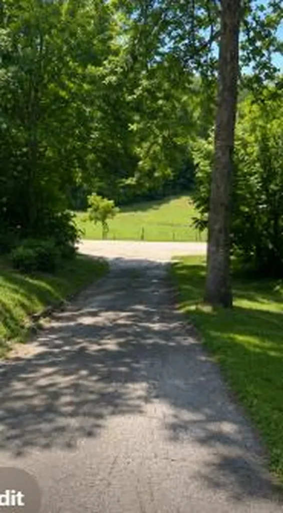 270 Mcfadden Cemetery Road London KY 40744