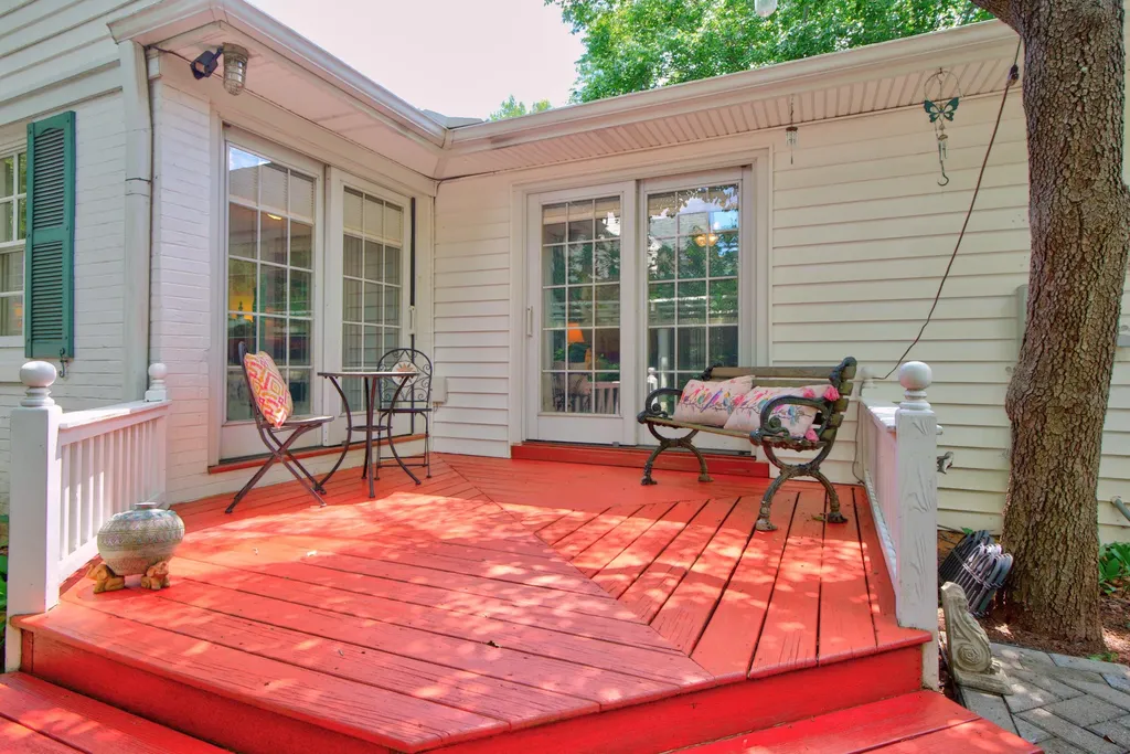 1566 Tates Creek Road Lexington KY 40502