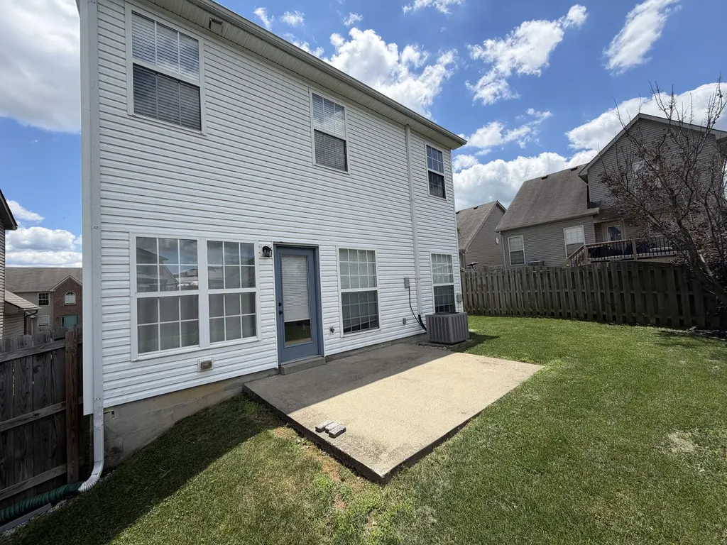 335 Newcastle Lane Winchester KY 40391
