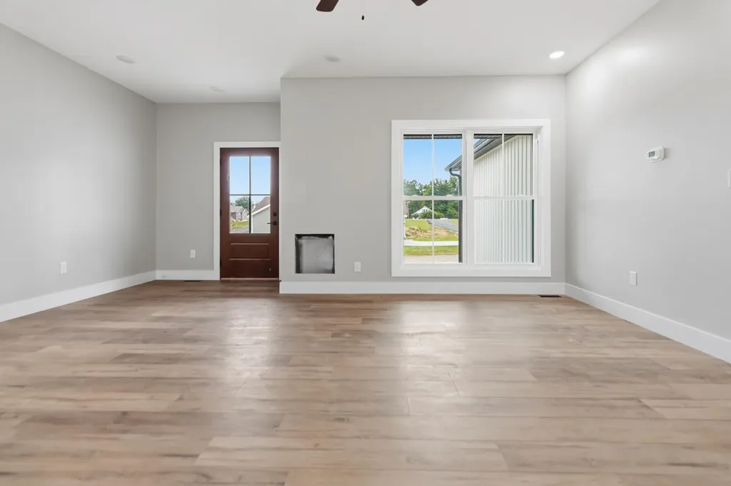 100 Gray Bird Lane London KY 40741