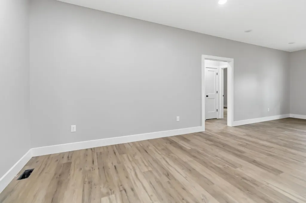 100 Gray Bird Lane London KY 40741