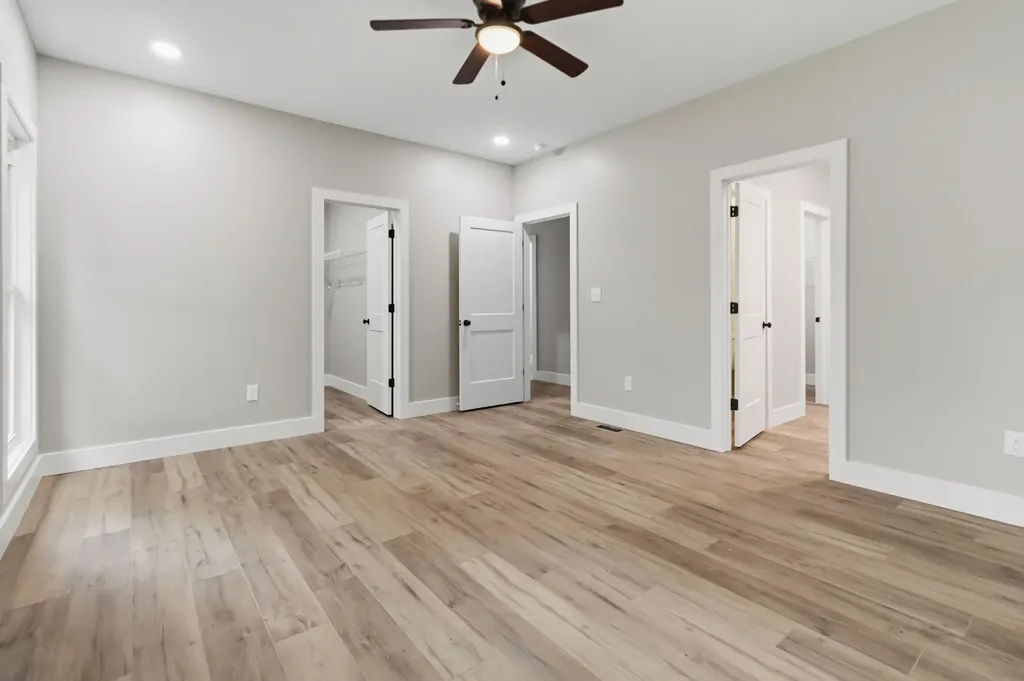 100 Gray Bird Lane London KY 40741