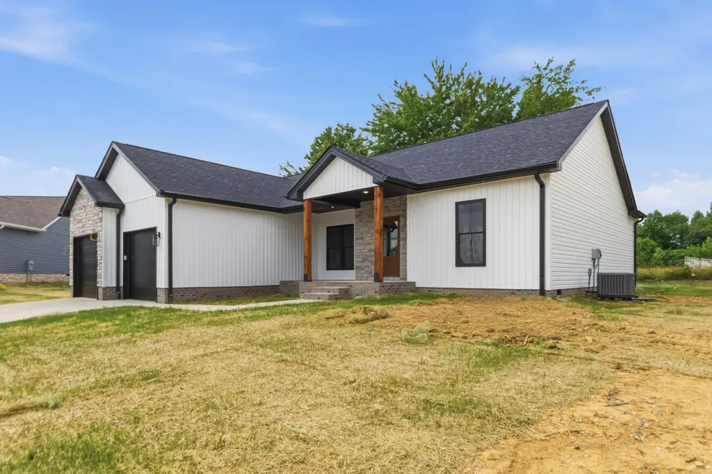 100 Gray Bird Lane London KY 40741