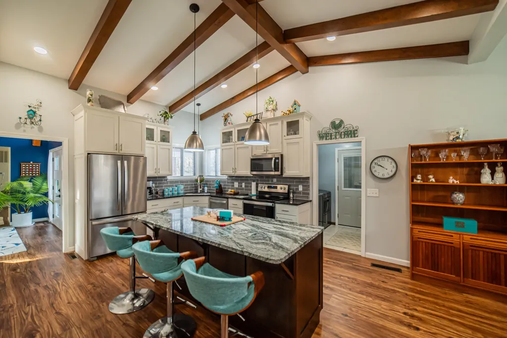 192 Rock Castle Road Gilbertsville KY 42044