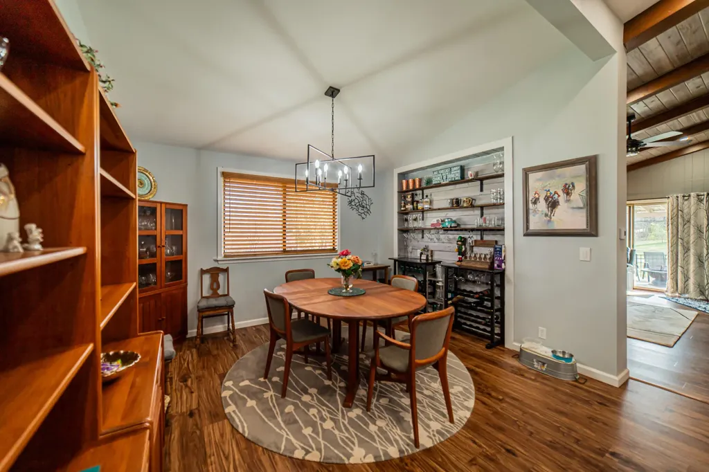 192 Rock Castle Road Gilbertsville KY 42044
