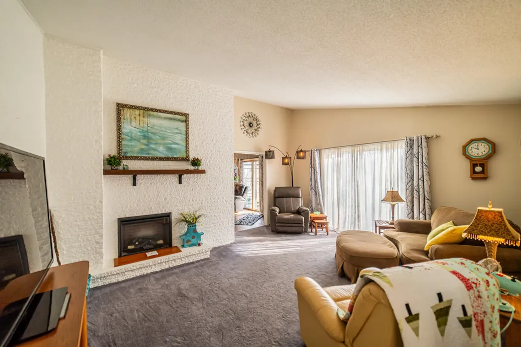 192 Rock Castle Road Gilbertsville KY 42044