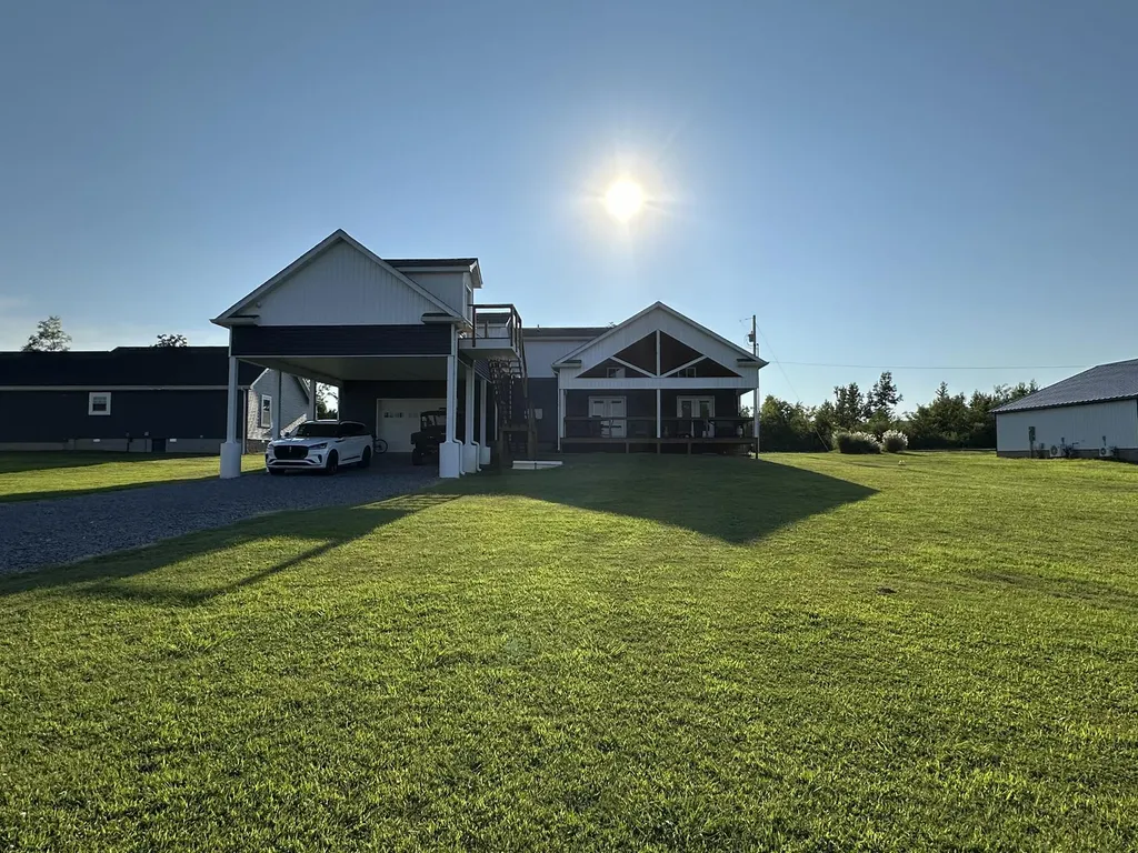 60 Lexington Drive Gilbertsville KY 42044