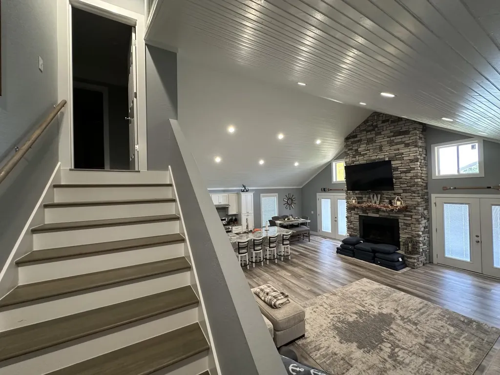 60 Lexington Drive Gilbertsville KY 42044