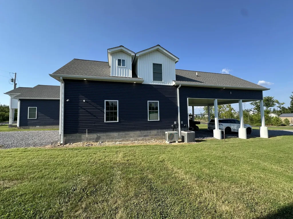 60 Lexington Drive Gilbertsville KY 42044